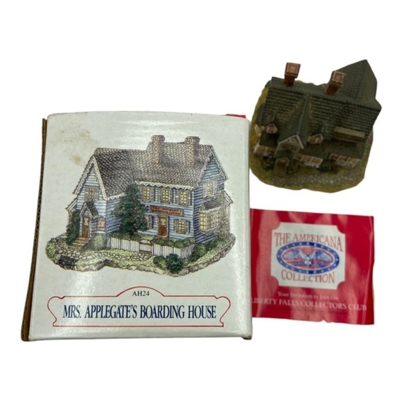 The Americana Collection Mrs. Applegate's Boarding House AH24 - Picture 6 of 10